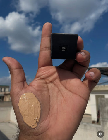 NARS NATURAL RADIANT LONGWEAR FOUNDATION- 30ML. Limited stock