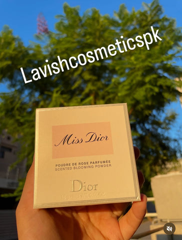 MISS DIOR SCENTED BLOOMING POWDER