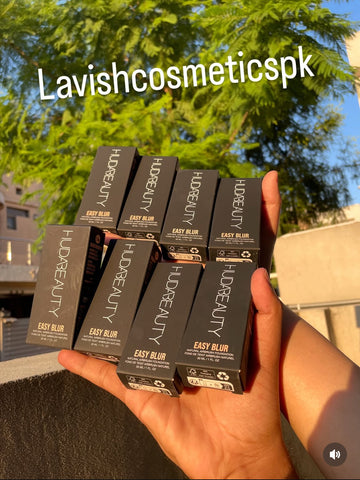 HUDA BEAUTY EASY BLUR AIRBRUSH FOUNDATION -30 ML